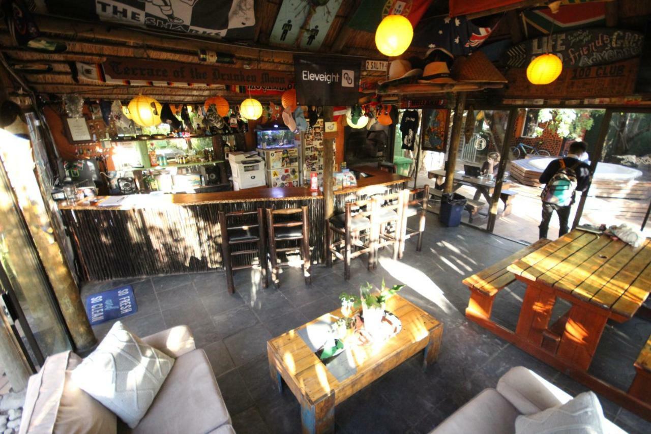 Saltycrax Backpackers And Surf Hostel By Curiocity Bloubergstrand Buitenkant foto